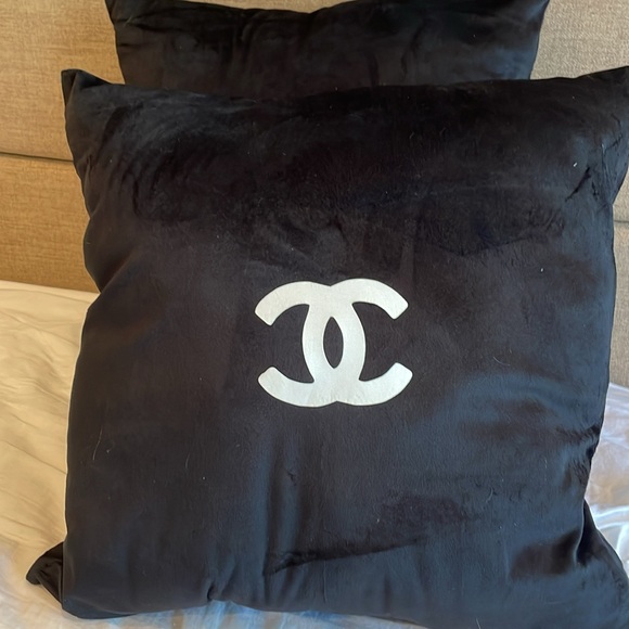 NiNi Other - Black Velvet Logo’d Throw Pillow